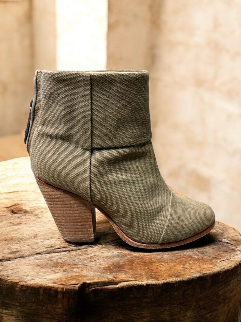 Rag & Bone Mossy Green Newbury Canvas Size 8.5 Booties